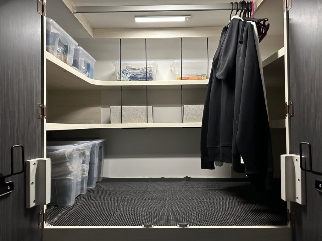 Licht im Kleiderschrank
